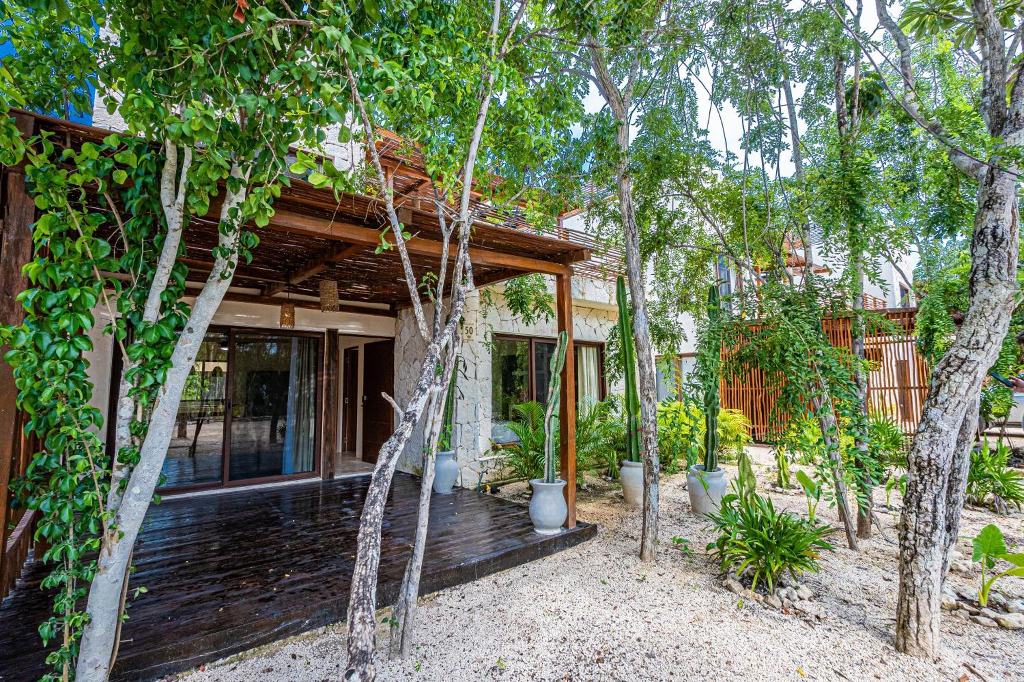 Tulum Jungle Villas - Chakra Artbat Bagian luar foto